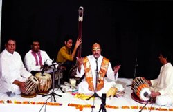 गुणीजनों से संवाद में सर्वांग गायकी