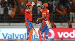 IPL-10: गुजरात लायन्स के कप्तान सुरेश रैना ने की एंड्रयू टाई की तारीफ, कहा- स्मार्ट क्रिकेटर