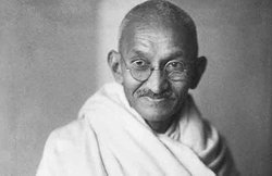 विमर्श- हिंद स्वराज और कामायनी