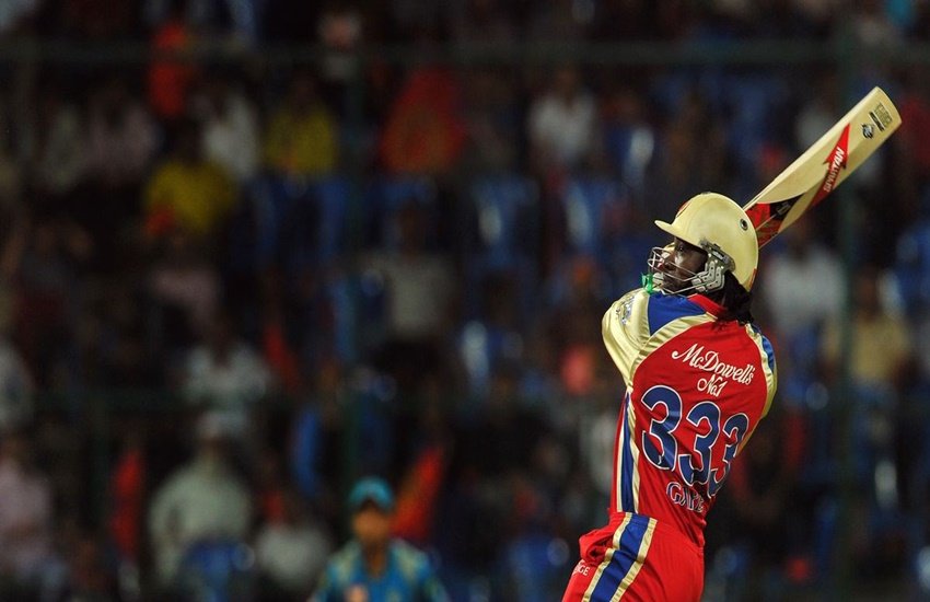 Biggest Sixes, Biggest Sixes in Cricket History, Longest Sixes in Cricket History, MS Dhoni, Yuvraj Singh, Praveen Kumar, Chris Gayle, Daniel Vettori, Kieron Pollard, Longest Six in Cricket History
