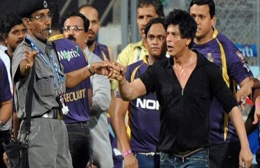 ipl 2017, ipl, ipl controversy, ipl news, ipl news in hindi, ipl news, ipl season 10, indian premier league, ipl srk, ipl harbhajan singh controversy, harbhajan singh, srk, shahrukh khan, deepika padukon, sreesanth, kieron pollard, sidharth malhotra, ipl latest news in hindi, ipl top controversies, Cricket news updates