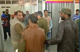 jammu kashmir, srinagar, srinagar grenade attack, kashmir police, grenade attack srinagar, grenade attack kashmir, grenade attack jammu kashmir, militant attack, kashmir news