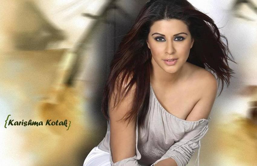 IPL, IPL 10, ipl 2017, ipl season, IPL anchors, IPL Anchor in 2016, First anchor in ipl, IPL Anchors pics, mandira bedi, karishma kotak, rochell, ipl opening, ipl host, ipl news