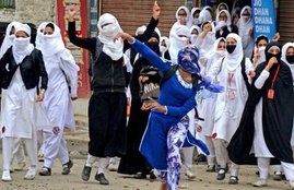 kashmir stone pelter girl women