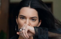 देखिए वीडियो: Pepsi का विवादित ऐड, किम कर्दाशिन की बहन ने किया है काम