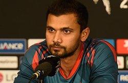 मशरफे मुर्तजा ने T20 को कहा अलविदा, वनडे में करते रहेंगे कप्तानी