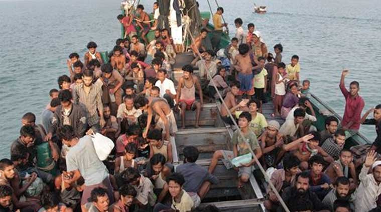 पिछले वर्ष भी म्यांमार के इस प्रांत में सैन्य कार्रवाई के बाद 80,000 रोहिंग्या मुस्लिम बांग्लादेश पहुंचे थे। 