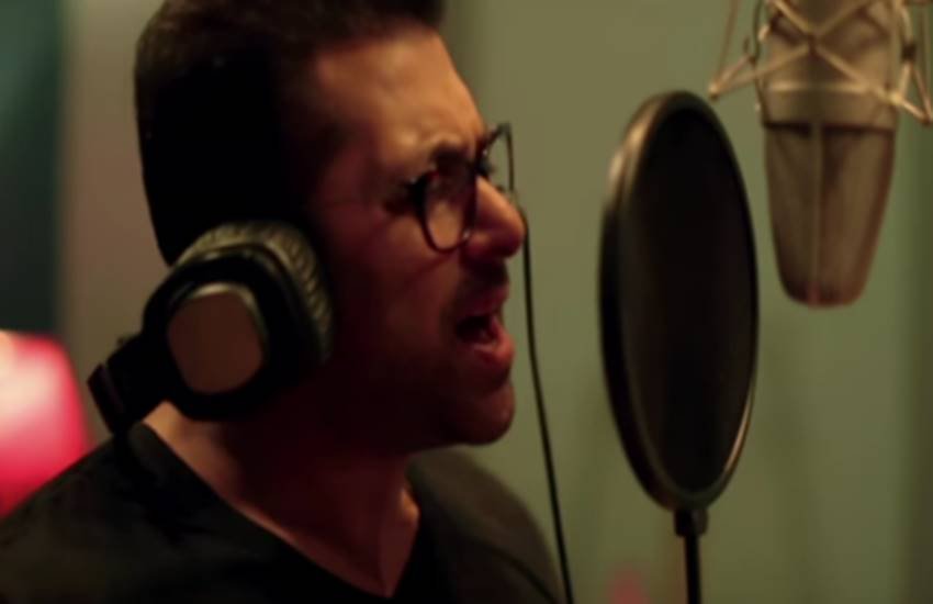 सलमान अब अपनी आवाज से मराठी दर्शकों को लुभाने की कोशिश करेंगे।