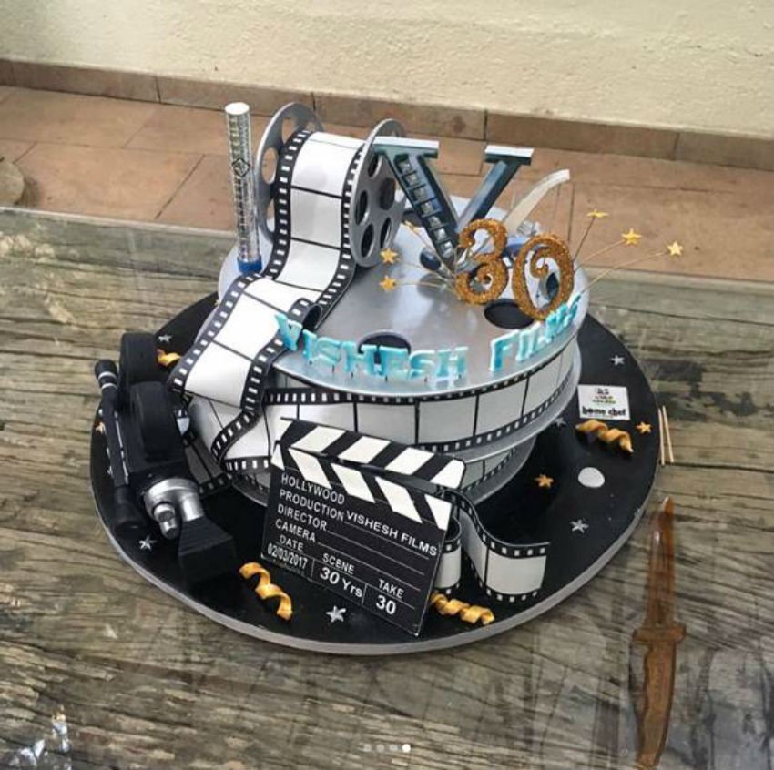 mahesh bhatt, pooja bhatt, sanjay dutt, shraddha kapoor, aaditya roy kapoor, anupam kher, mukesh bhatt, anu agarwal, salim khan, dino maria, dipak tijori, jansatta, jansatta online, hindi online, jansatta hindi online