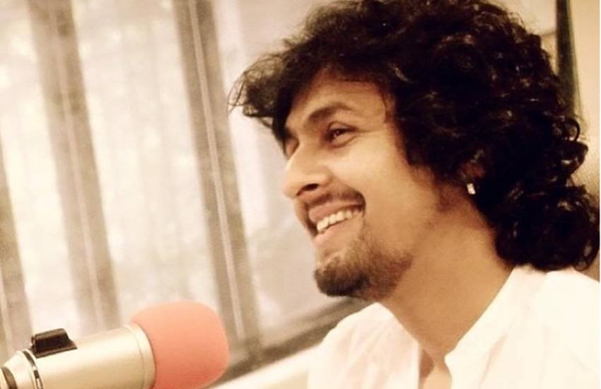 Sonu Nigam, Salim, Amarnath Attack, Sonu Nigam Salim Reward, Reward, Sonu Nigam Reward for Salim, Amarnath Brave Driver, Amarnath Driver Name, Sonu Nigam Amount for Salim, Sonu Nigam News
