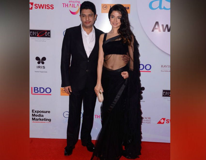 भूषण कुमार पत्नी दिव्या खोसला कुमार के साथ