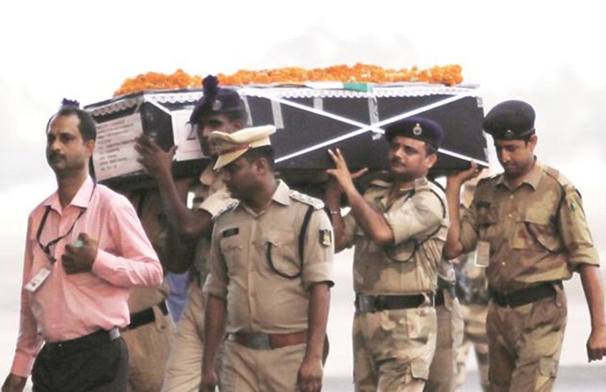 24 अप्रैल को छत्तीसगढ़ के सुकमा जिले में नक्सलवादियों ने CRPF की एक टीम पर हमला किया था।