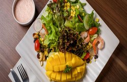 गर्मियों में कूल रहने के लिए खाएं ये स्पेशल सलाद