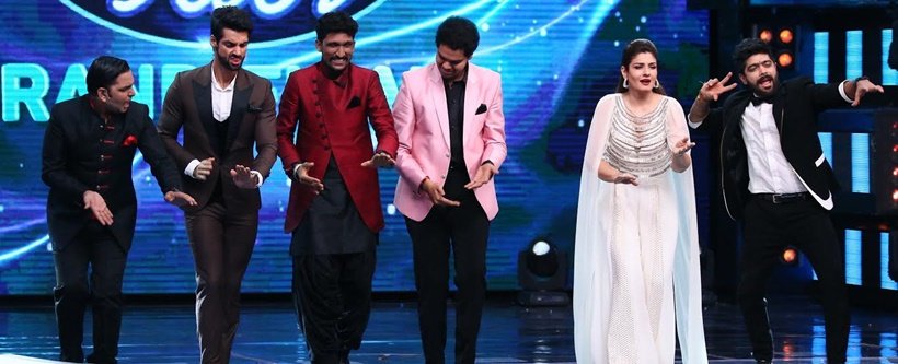 Raveena Tondon, arshad warsi, Dr Gulati, Sonu Nigam, farah Khan, sunil grover, indian idol , indian idol season 9, indian idol 9, lv revanth, pvsn rohit, arshad warsi, raveena tandon, gutthi, mashoor gulati, khuda baksh