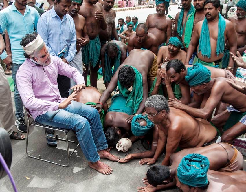 Drought, Farmer, Tamil Nadu, Centre, Loan, Loan waiver, Weather, PM Narendra modi, Jantar Mantar, Drought hit, Rain, Delhi, Tamil Nadu farmers, run naked, PM office, Narendra Modi, tamil farmers protests, tamil farmers jantar mantar, jantar mantar protests, tamil nadu, tamil nadu government, bjp, modi government, tamil nadu news, tamil farmers news, india news