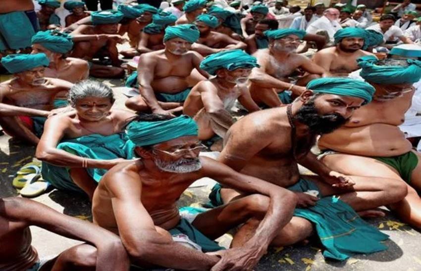 कर्ज माफी की मांग को लेकर तमिलनाडु के किसान का धरना
