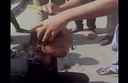 छेड़खानी के आरोप में एंटी रोमियो स्क्वैड ने मुंडवाया कासिम का सिर, तीन पुलिसवाले सस्पेंड