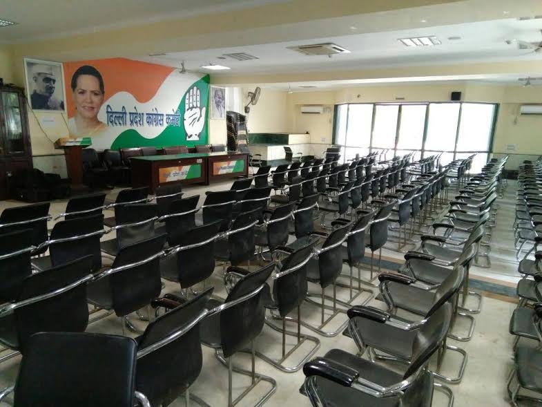 MCD election, MCD election 2017. 2017 MCD election, moments of MCD election, moments of MCD election 2017, pics of MCD election, pics of MCD election 2017