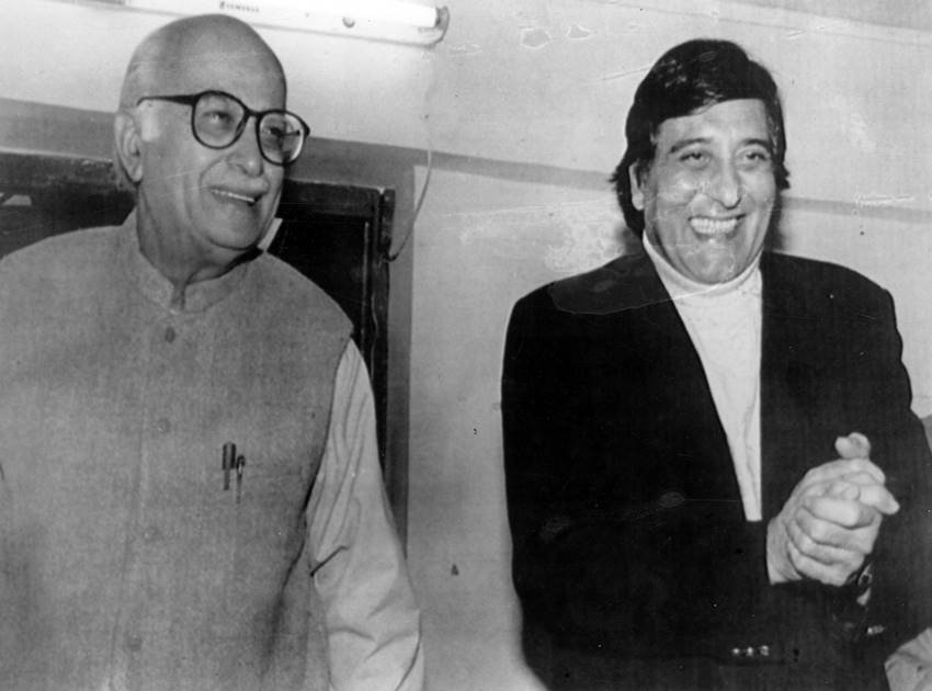 Vinod Khanna, Vinod Khanna health update, Vinod Khanna in Hospital, Vinod Khanna bladder cancer, Vinod Khanna Politics, Vinod Khanna Politics Career, Vinod Khanna photos, Vinod Khanna hospital photos, Vinod Khanna hospital pics, actor Vinod Khanna, vinod khanna latest news, Hindi news Updates