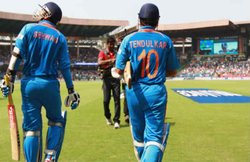 सचिन तेंदुलकर के जन्मदिन पर वीरेंद्र सहवाग ने किया ट्वीट, लिखा- भगवान सो रहा है, जो गुनाह करना है कर लो