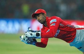 ipl, wriddhiman saha, IPL 2017, KXIP, RCB, RCB vs KXIP, saha catch, wriddhiman saha catch, mandeep singh, kings XI punjab, royal challengers banglore, IPL news, cricket news