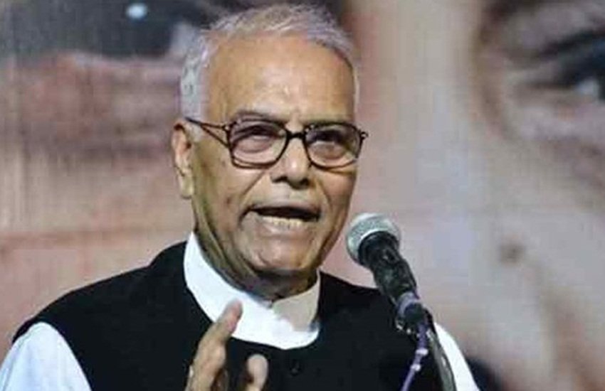 Yashwant Sinha, Yashwant Sinha Statement, Yashwant Sinh on FDI, 100 percent FDI, single brand retail business, Dangerous for Country, 100 Percent FDI in India, Yashwant Sinha Says, National news