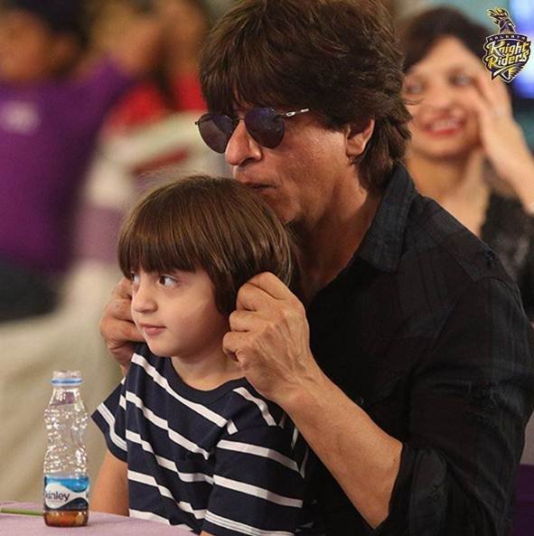 शाहरुख खान की लाडले बेटे अबराम खान आज यानी 27 मई को अपना बर्थडे मना रहे हैं।