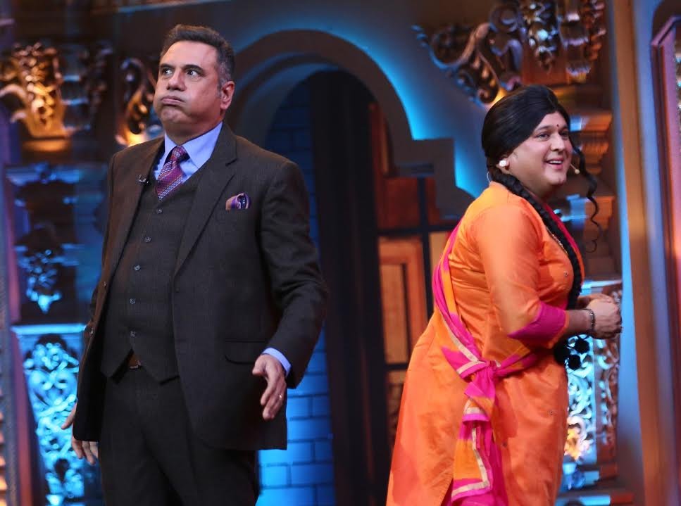 अली असगर ने तो जज बमन इरानी को भी अपनी मस्ती में शामिल कर लिया था।