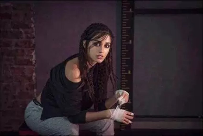 disha patani, disha patani photos, disha patani hot image, disha patani images, disjha patani ms dhoni the untold story, disha patani instagram, disha patani movies, disha patani bikini, disha patani bikin pictures, disha patani sexy images, disha patani sexy photos, disha patani karan johar party, disha patani news, entertainment news in hindi