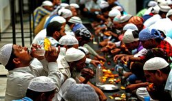 रमजान में डिहाइड्रेशन से बचने के लिए अपनाएं 10 टिप्स वाला ये डाइट चार्ट