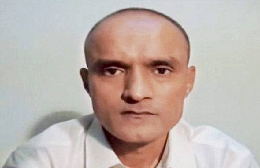 Kulbhushan Jadhav, Indian navy officer Kulbhushan Jadhav, Indian Navy, Pakistan, RAW, Pak foreign office, Indian High Commission in Islamabad, nternational Court of Justice, world news, Hindi news, News in Hindi, Latest Hindi news, Jansatta