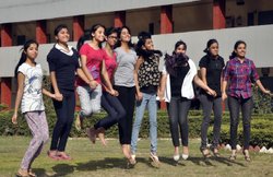 TNBSE HSC 12th Result 2017: तमिलनाडु बोर्ड हायर सेकेंडरी 12वीं परीक्षा के परिणाम जल्द, यहां देखें
