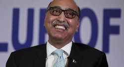 संपादकीयः पाक को आईना