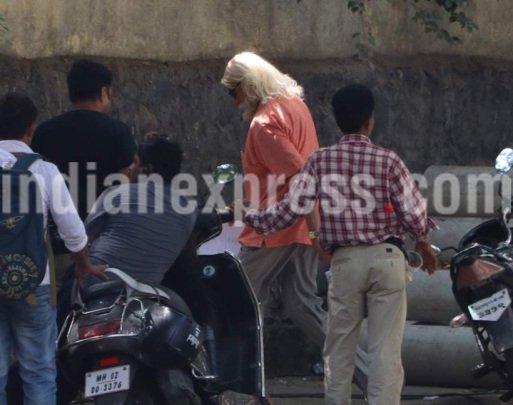 amitabh bachchan, rishi kapoor, 102 not out, 102 not out movie, 102 not out Amitabh Bachchan look, 102 not out Rishi Kapoor look, amitabh bachchan rishi kapoor new film, amitabh bachchan rishi kapoor new movie, amitabh bachchan rishi kapoor 102 not out,102 not out movie set pics, on the sets 102 not out pics, amitabh bachchan 102 year old, amitabh rishi film, 102 not out stills, amitabh bachchan rishi kapoor movie updates, indian express, entertainment news, bollywood news updates