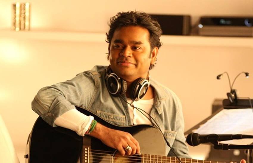 bollywood, bollywood stories, bollywood movie, religion conversion, bollywood celebrities convert to islam, bollywood actors in islam, dharmendra, amrita singh, aysha takia, mamta kulkarni, sharmila tagore