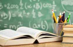 दिल्ली हाईकोर्ट ने CBSE को दिया निर्देश, सुनिश्चित करें कि स्कूल परिसर में ना बेची जाए किताबें और यूनिफॉर्म