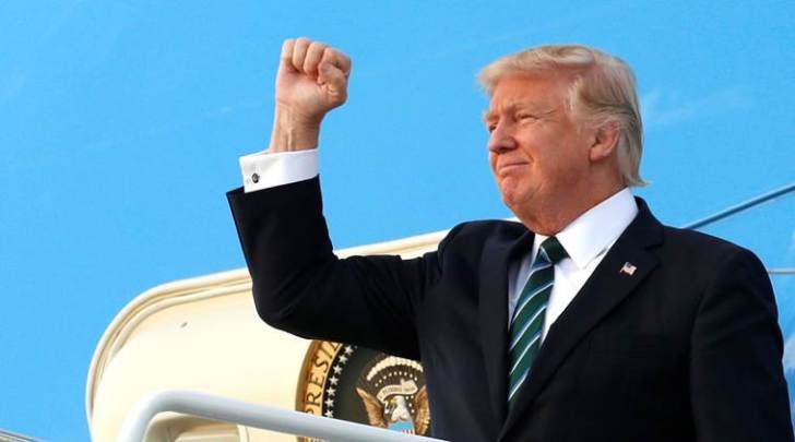 अमेरिका के राष्ट्रपति डोनाल्ड ट्रंप गुरुवार को धार्मिक आजादी को बढ़ावा देने वाले कार्यकारी आदेश पर हस्ताक्षर कर सकते हैं।