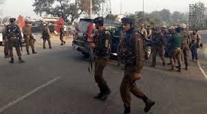 कश्मीर: आईजी ने कहा- उत्तरी कश्मीर में LoC पर 90 आतंकी घुसपैठ के लिए तैयार हैं लेकिन सेना कर रही उसे नाकाम