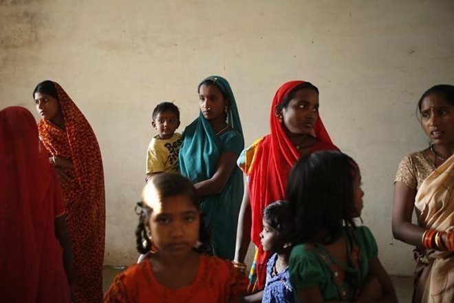 परिवार नियोजन।