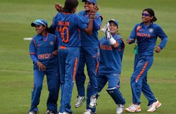 झूलन गोस्वामी के दम पर भारत ने दक्षिण अफ्रीका को 7 विकेट से दी करारी मात