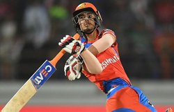 VIDEO: ईशान किशन ने लगाया सिर्फ एक हाथ से छक्का, बॉलर तो क्या अंपायर भी रह गए दंग