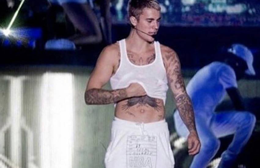 China, Justin Beiber, Justin Beiber Banned, Justin Beiber China News, Justin Beiber World Tour, Justin Beiber News Story, Justin Beiber Ban, Justin Beiber Controversy, Justin Beiber Great Wall of China