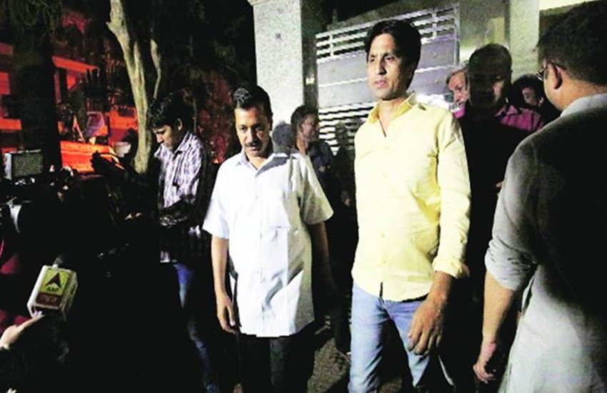 Kumar Vishwas, Arvind Kejriwal