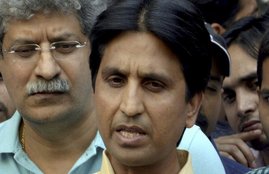 kumar vishwas