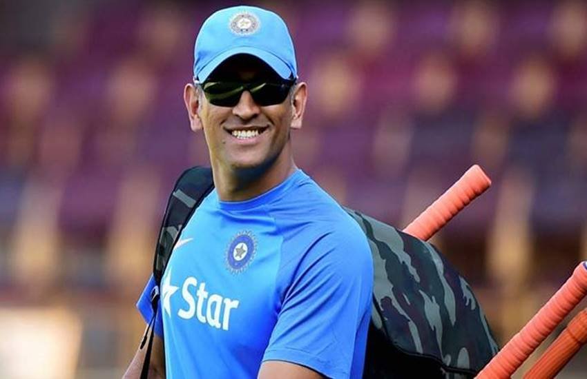 Indian Cricketers, indian cricketers business, crickters and business, cricketers business, cricketers income, cricketrs income apart from cricket, cricket news, sachin tendulkar, virat kohli, virat kohli resturant