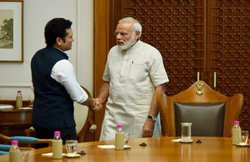 मोदी से मिलने पहुंचे सचिन तेंदुलकर, फोटो सामने आने पर लोगों ने जमकर ऐसे लिए मजे