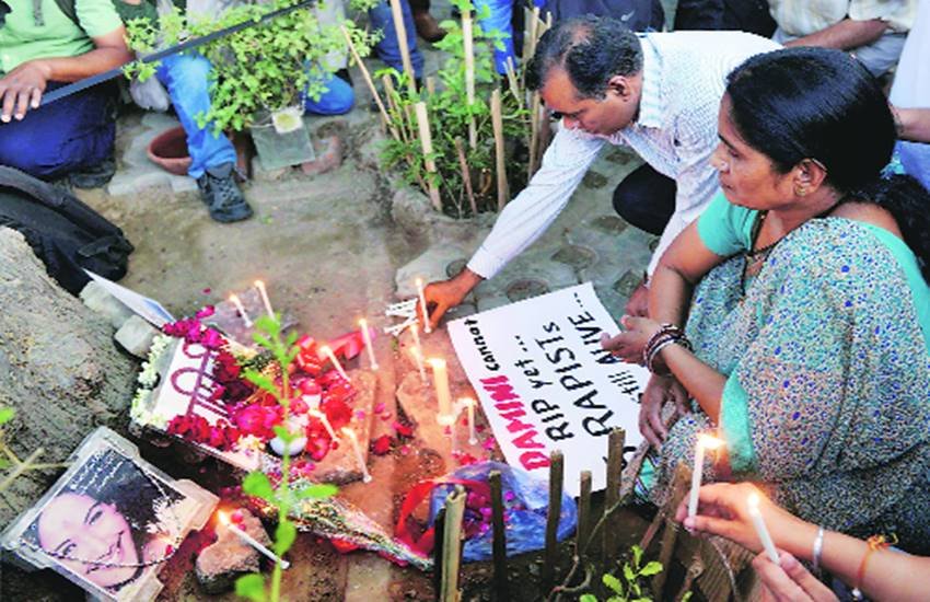 "nirbhaya, nirbhaya gang rape case, nirbhaya verdict, death sentence, nirbhaya death sentence, sc nirbhaya verdict, nirbhaya judgement, supreme court, nirbhaya, 2012 gangrape case,