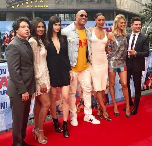 priyanka chopra,priyanka chopra baywatch,Narenda Modi,priyanka chopra in berlin