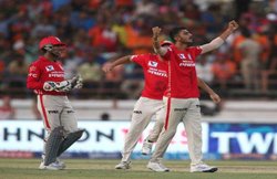 RCB vs KXIP : रोमांचक मैच में किंग्स इलेवन पंजाब ने आरसीबी को दी 19 रन से मात