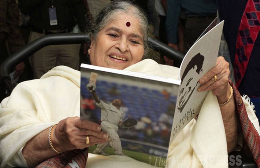 सचिन तेंडुलकर की मां रजनी तेंडुलकर। 